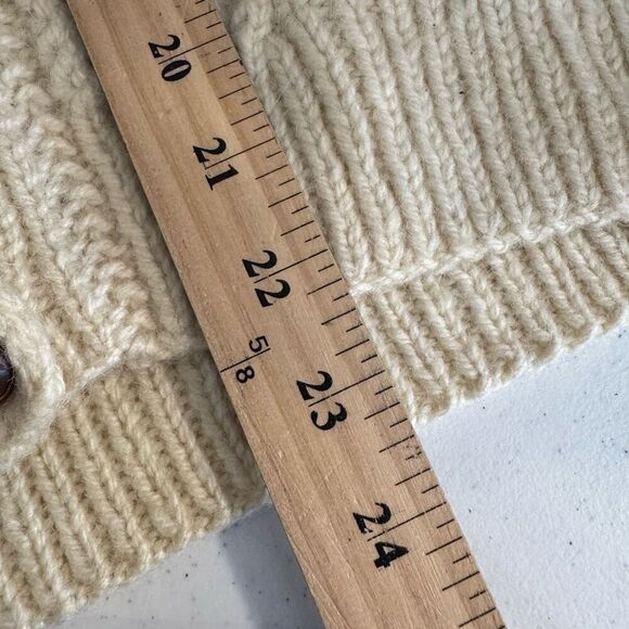 Hand Knit Aran Women’s Wool Sweater Button Up Style Size Small 100% New Wool - Picture 8 of 9